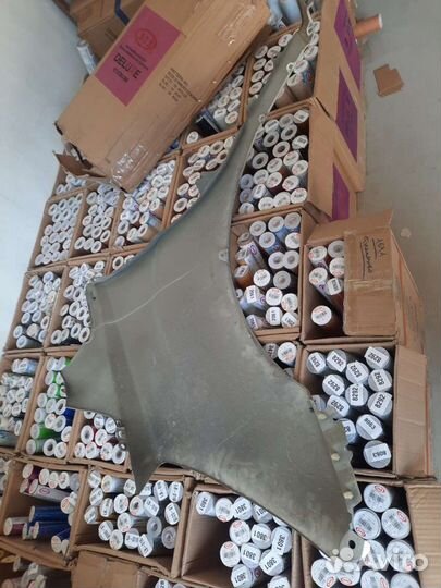 Крыло на hyundai Н1