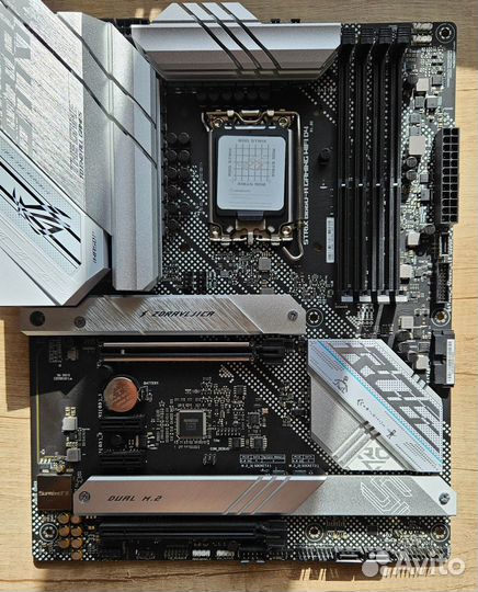 Б/у Мат.плата 1700 asus ROG strix B660-A DDR4