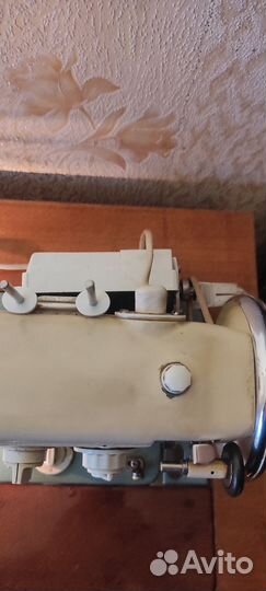 Швейная машина чайка