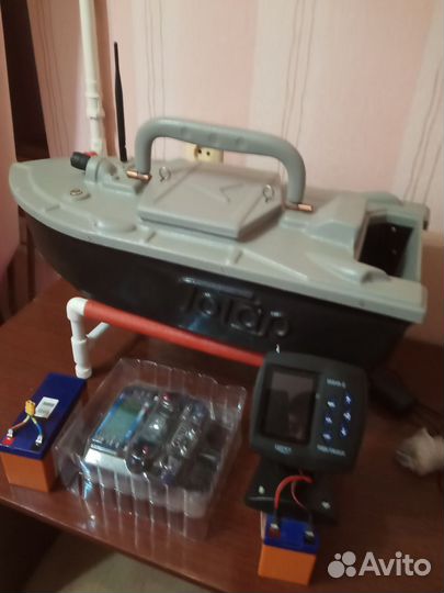 Кораблик для рыбалки с эхолотом и gps авто пилот
