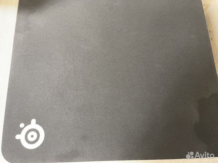 Игровой коврик steelseries qck m