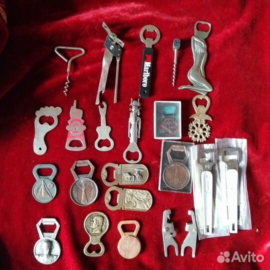 Коллекция открывалок 21 шт и 2 штопора