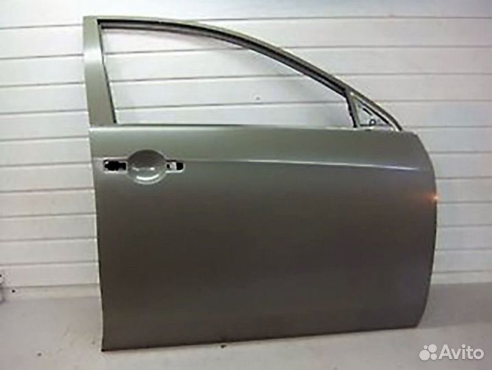 Дверь передняя правая Ниссан Альмера g15 2012