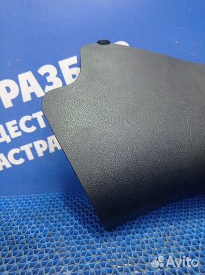 Накладка на порог Hyundai Solaris 1 хэтчбек G4FA