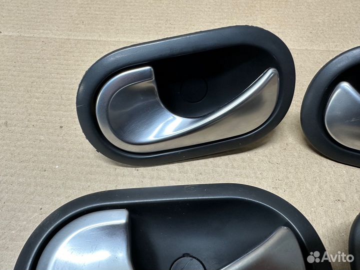 Ручка двери внутренняя Renault Megane 2