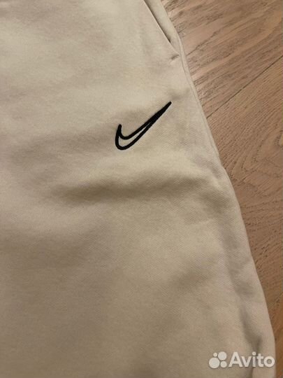 Спортивные штаны nike женские