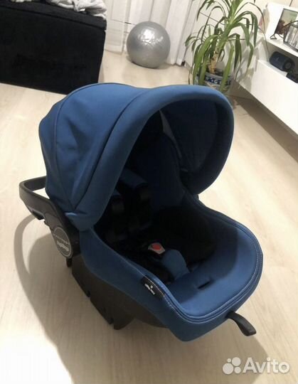 Автолюлька peg perego с базой 0+