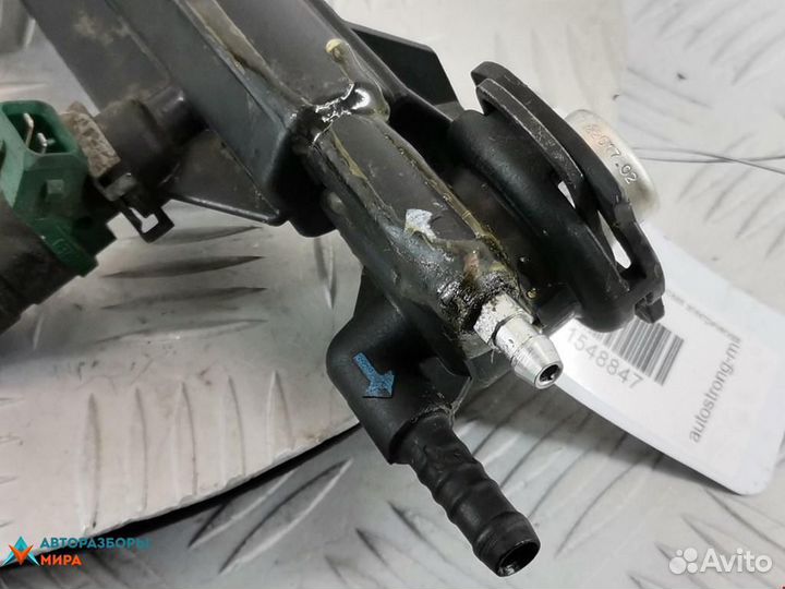 Форсунка Audi A3 8L 1998 037906031AA