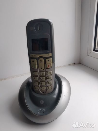 Радиотелефон