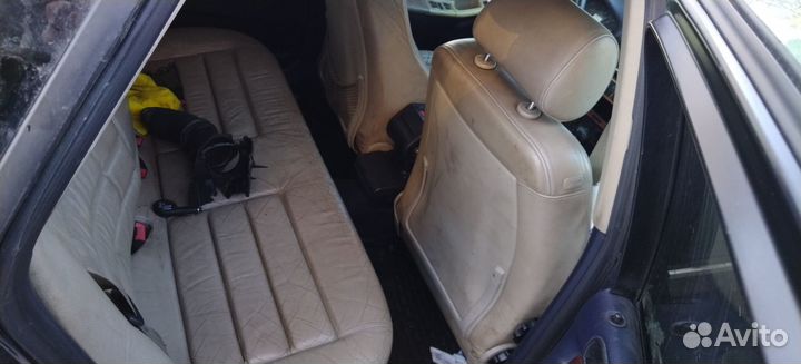 Разбор Audi A4 B5 до рестайлинг синий салон