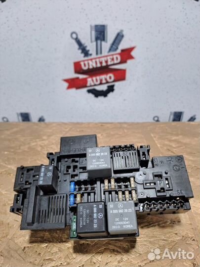 Блок предохранителей Mercedes Benz C43 W205