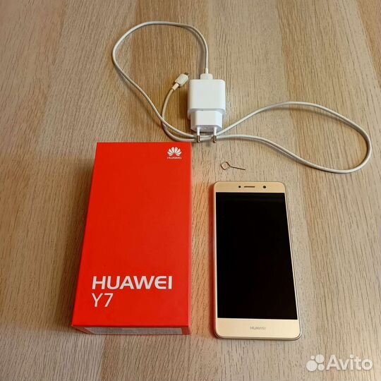 HUAWEI Y7, 2/16 ГБ