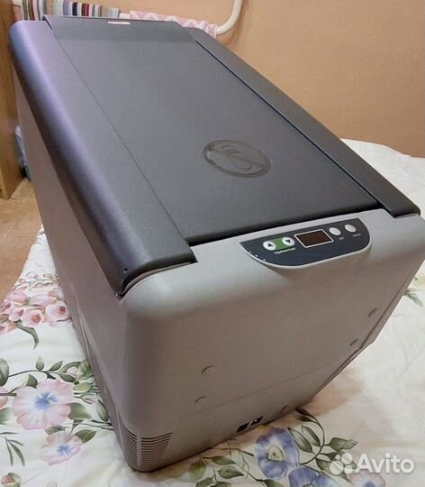 Атомобильный холодильник