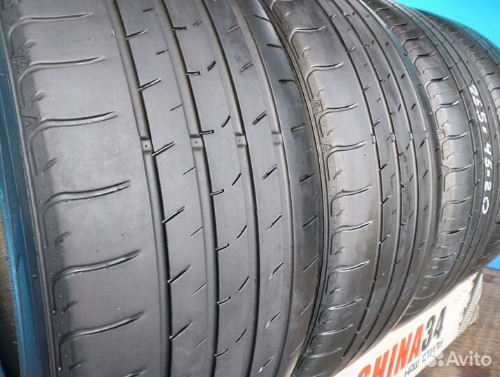 Nexen N Fera RU1 255/45 R20 99V