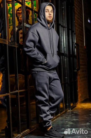 Костюм мужской