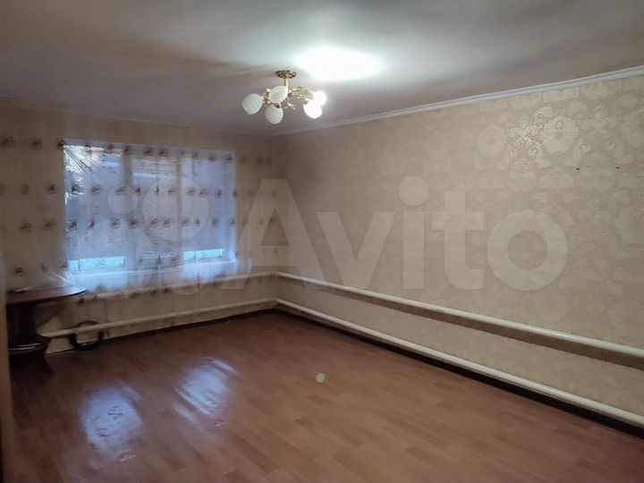 1-к. квартира, 42 м², 1/2 эт.