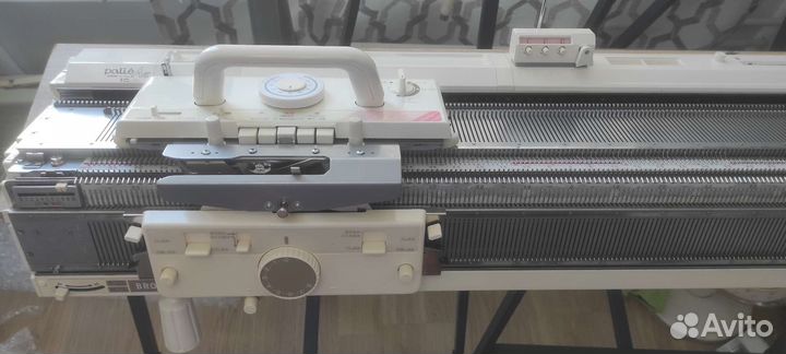 Вязальная машина Brother KH-892/KR-840