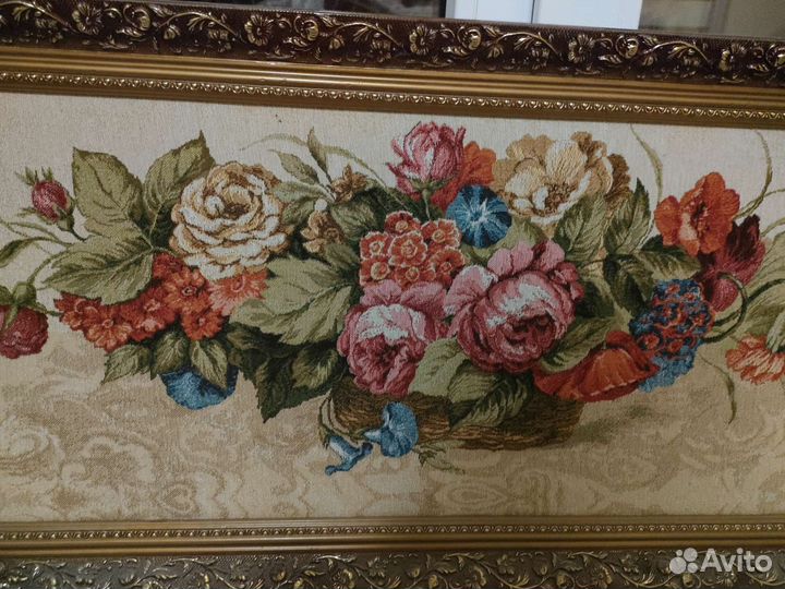 Картина в раме гобелен