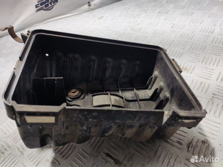 Корпус воздушного фильтра Hyundai Elantra седан