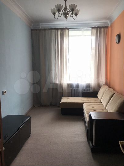 Комната 12 м² в 4-к., 1/4 эт.