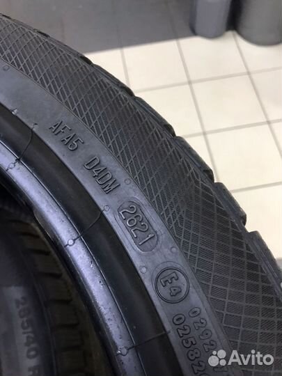 Continental WinterContact TS 850 P 265/40 R20 104V