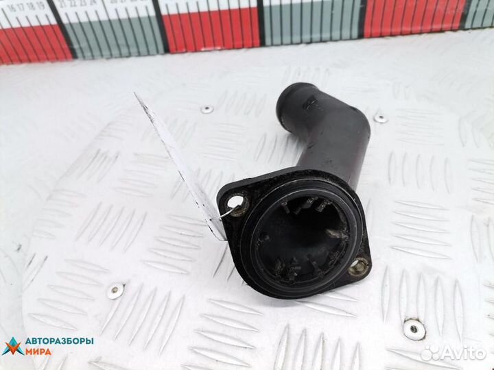 Корпус термостата Volkswagen Sharan рест. 2001