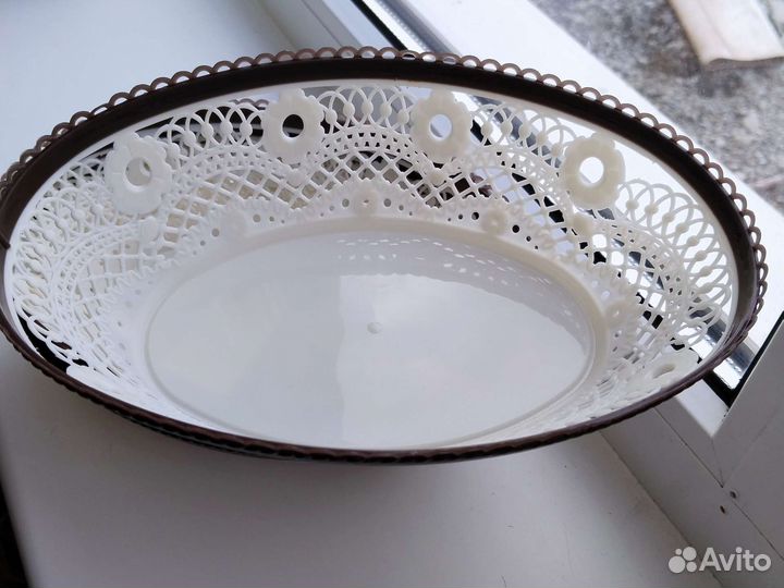 Вазочки ажурные пластик