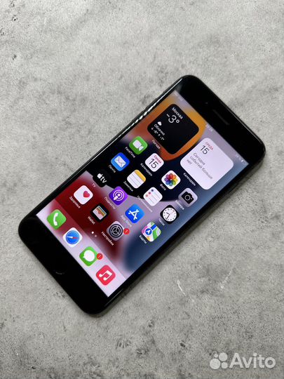 iPhone 7 Plus (32Gb) JetBlack