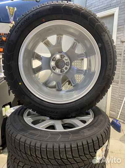 Колеса r19 на Land Rover зима, липучка, оригинал