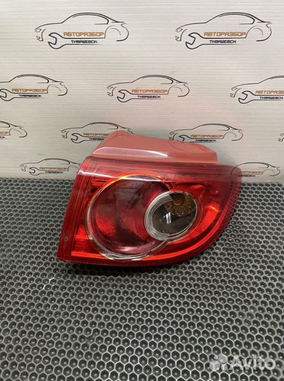 Фонарь задний правый Mazda Demio 2005-2007