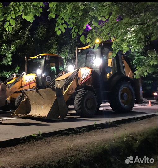 Машинист экскаватора погрузчика Case570,Тракторист