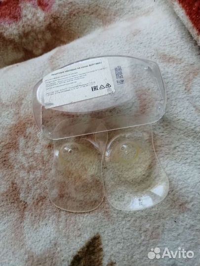 Накладки на грудь