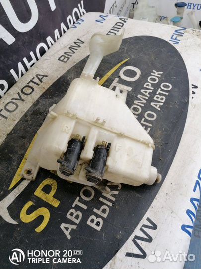 Бачок стеклоомывателя Mazda 626 2.0 1992-1996