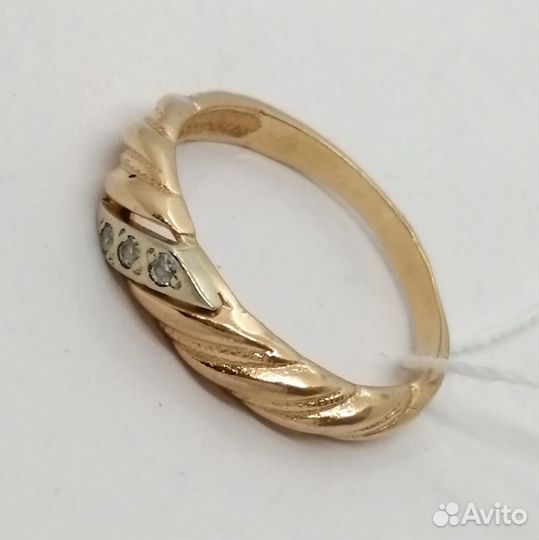Кольцо / размер 17 / 2,61г / Золото585 / фианиты круглые