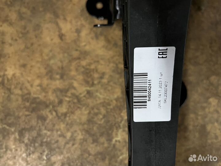 Педаль сцепления на автомобиль Лада Веста