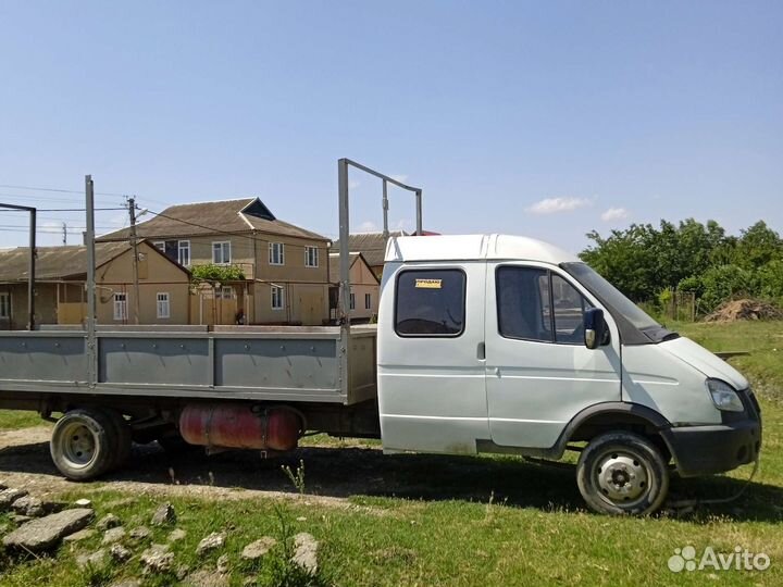 ГАЗ ГАЗель 2705 2.3 МТ, 2003, битый, 200 000 км