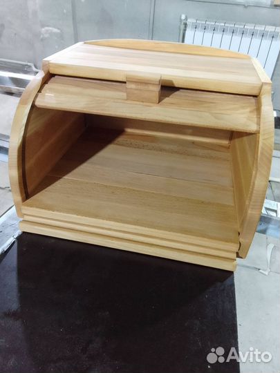 Хлебница из бука