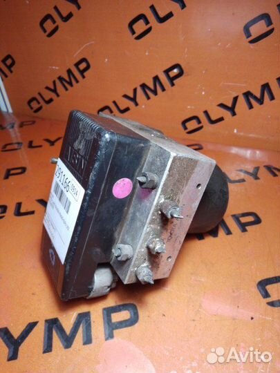 Блок abs Toyota Land Cruiser Prado KZJ95 1KZ-TE