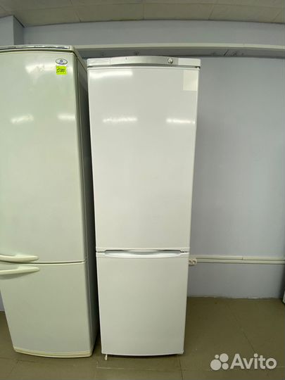 Холодильник б/у Indezit с гарантией