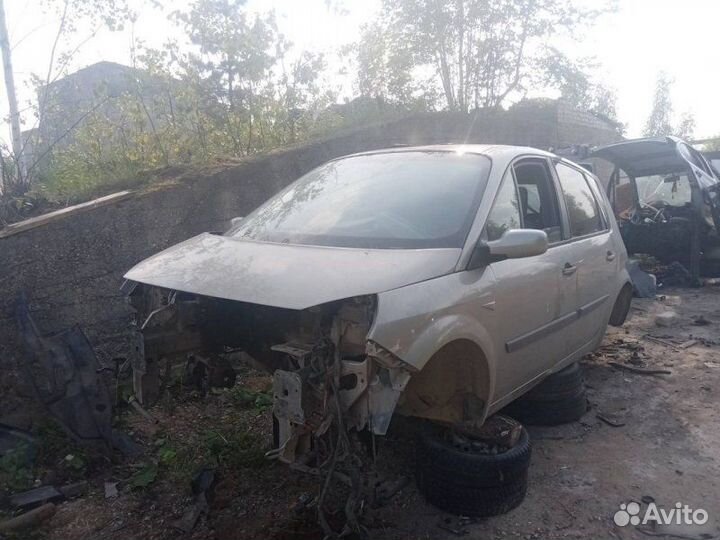 Крыло заднее Renault Scenic 2