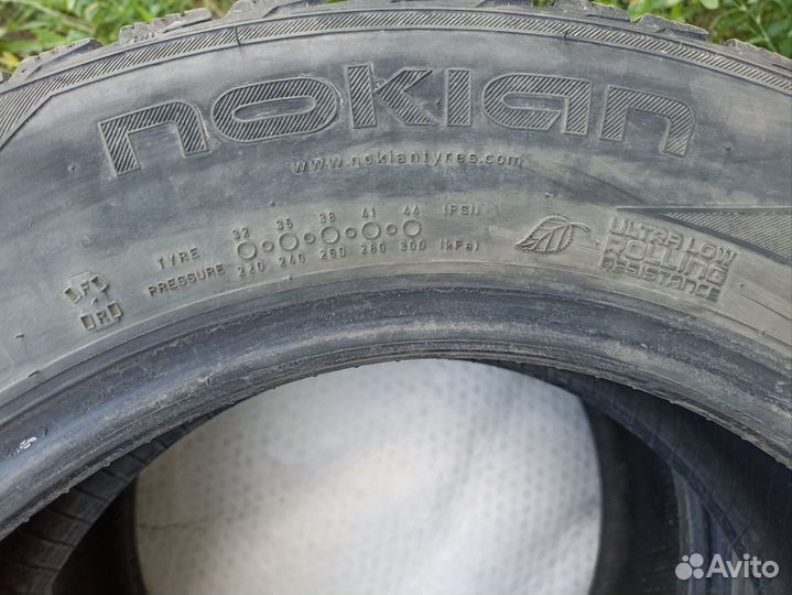 Nokian Tyres Hakkapeliitta R2 185/65 R15 92R