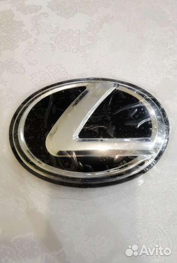 Эмблема значок Lexus лексус новая