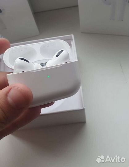 AirPods pro
