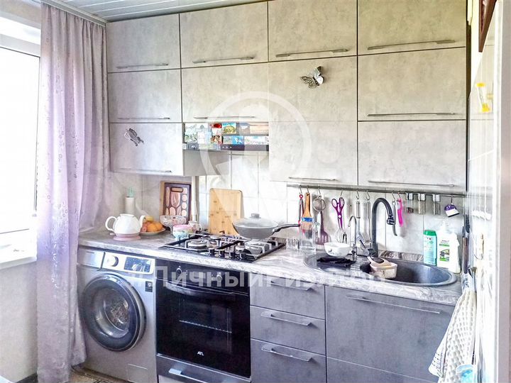 2-к. квартира, 57 м², 3/5 эт.