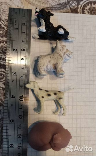 Фигурки собак