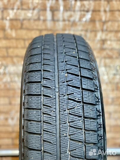 Bridgestone Blizzak Revo GZ 185/60 R15