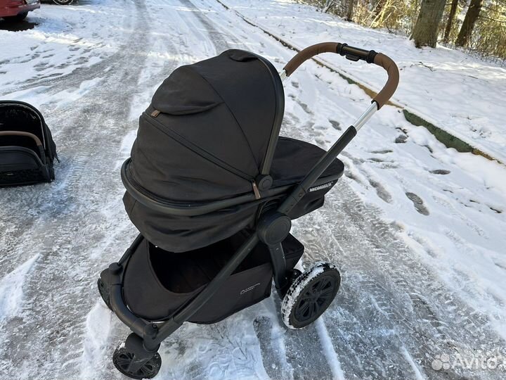 Коляска-трансформер Happy Baby Mommer pro