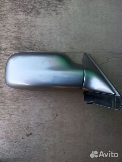 Корпус зеркала audi 100