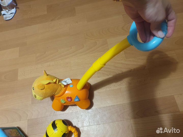 Игрушка кубик, лошадка-каталка, пчела музыкальные