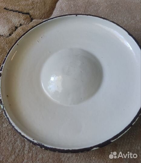 Кастрюля чугунная эмалированная СССР